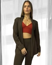 Cardigan Bossa Preguistê: O Abraço de Elegância do seu Conjunto