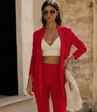 Cardigan Bossa Preguistê: O Abraço de Elegância do seu Conjunto