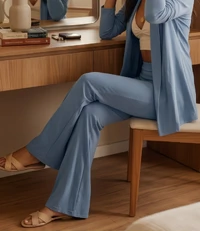 Calça Nova Preguistê: A Elegância Atemporal para sua Bossa Nova
