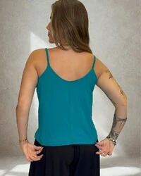 Blusa de Alça Reta Linda