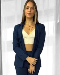 Cardigan Bossa Preguistê: O Abraço de Elegância do seu Conjunto