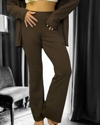 Calça Nova Preguistê: A Elegância Atemporal para sua Bossa Nova