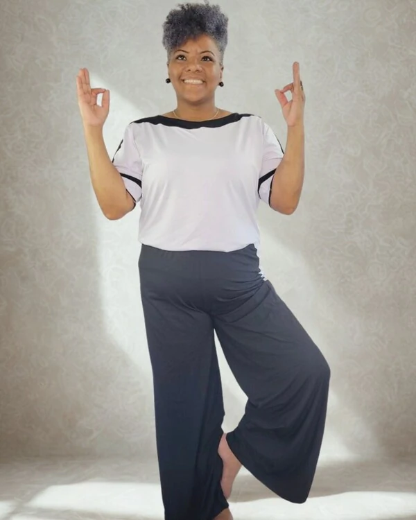 Pijama Feminino Homewear Preguistê Multifuncional Ocasional Plenitude Preto e Branco