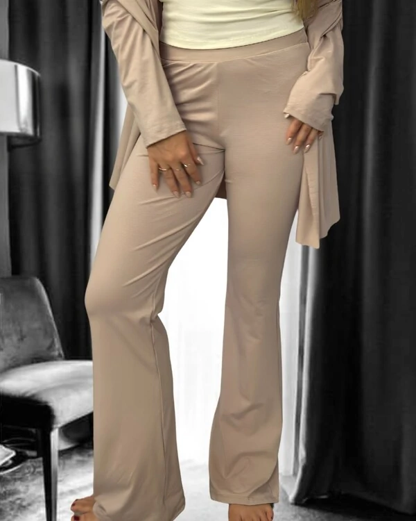 Calça Nova Preguistê: A Elegância Atemporal para sua Bossa Nova