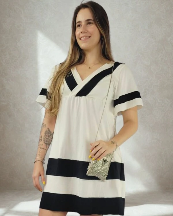 Pijama Camisola Feminino Homewear Preguistê Multifuncional Ocasional Mistério Off e Preto