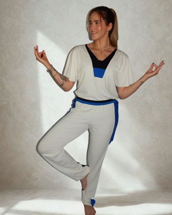 Pijama Feminino Homewear Preguistê Multifuncional Ocasional Imponente Off Royal e Preto
