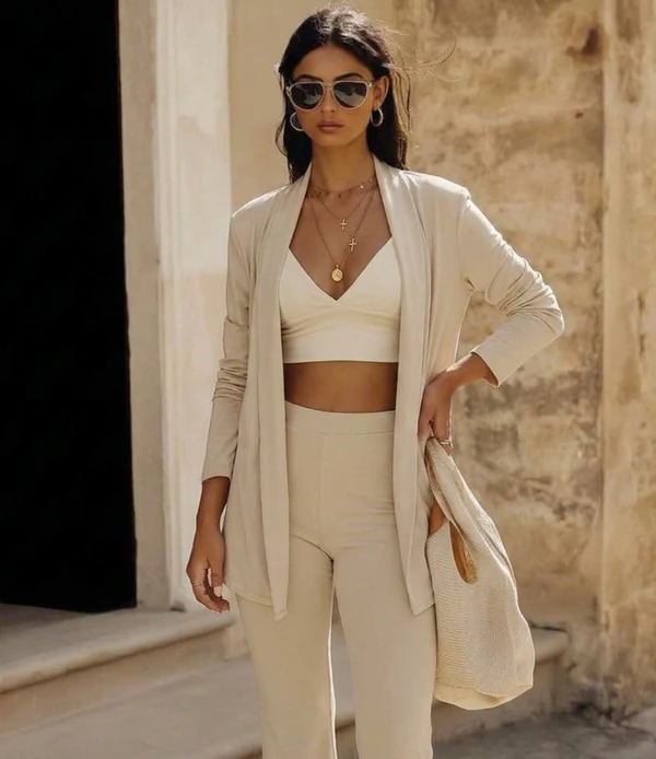 Cardigan Bossa Preguistê: O Abraço de Elegância do seu Conjunto