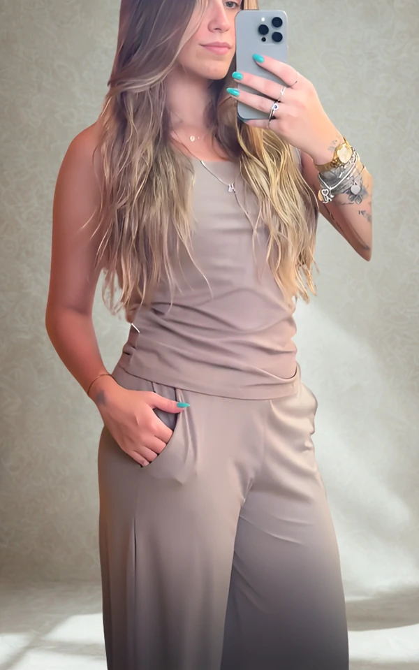 Regata Essencial + Calça Versátil