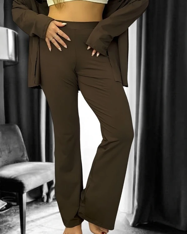 Calça Nova Preguistê: A Elegância Atemporal para sua Bossa Nova