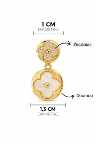 Brinco Trevo Liso Cravejado Zircônias Dourada e Prata Feminino