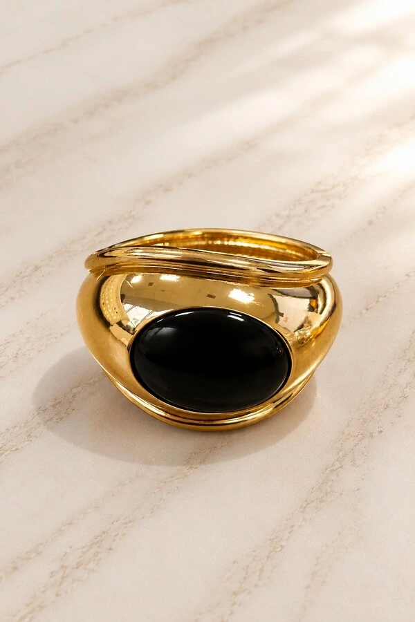 Bracelete Maxi Abaulado e Pedra Oval Dourado