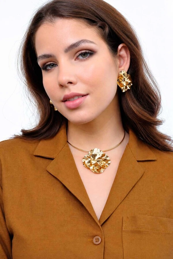 Choker Semijoia Essenza Aro Flor Orgânica Dourado
