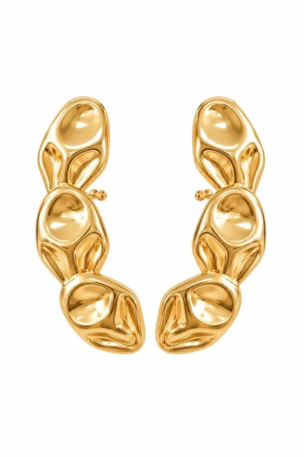 Brinco Semijoia Essenza Ear Cuff Orgânico Martelado Dourado