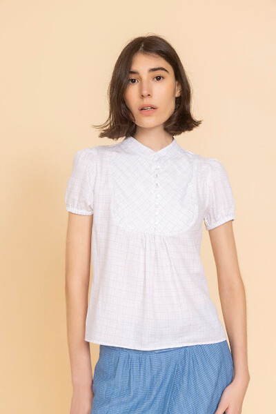 Blusa Xadrez Com Botões Frontais e Gola Padre - Madras