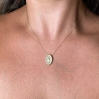 Colar Medalha Oval N. Sra das Graças Cravejada Ouro