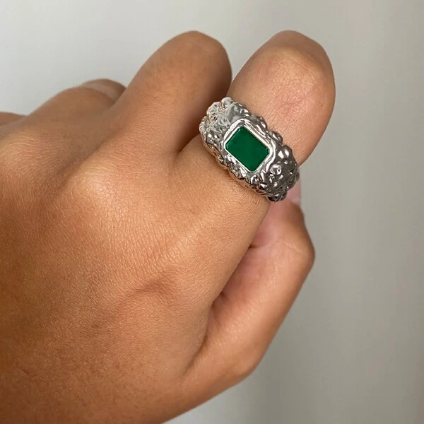 Anel Organic Esmeralda Ródio