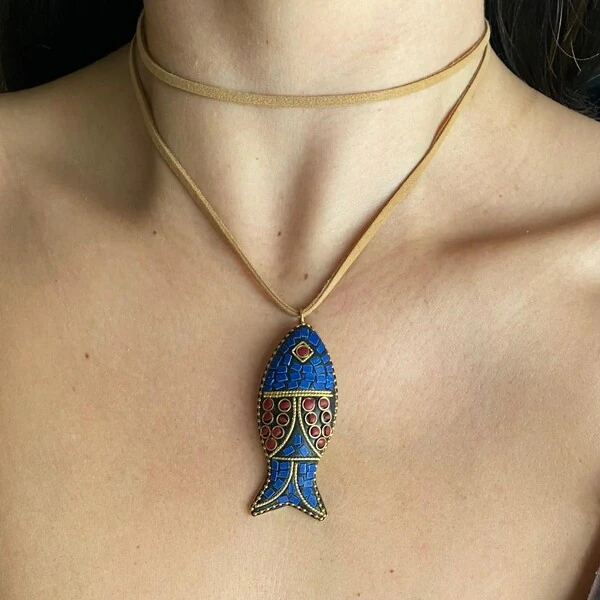 Colar Couro Caramelo Peixe