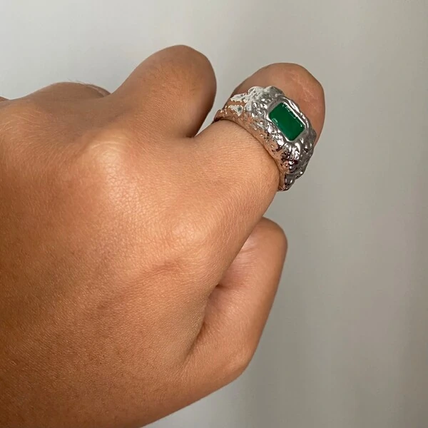 Anel Organic Esmeralda Ródio