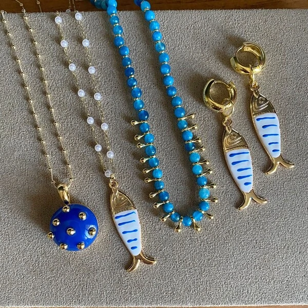 Argola Tubo Pingente Sardinha