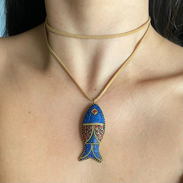 Colar Couro Caramelo Peixe