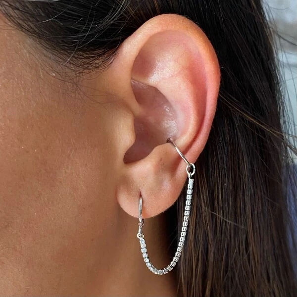 Brinco Fio Riviera com Piercing Ródio