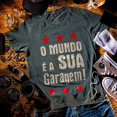 Foto O MUNDO É A SUA GARAGEM! (T-shirt)