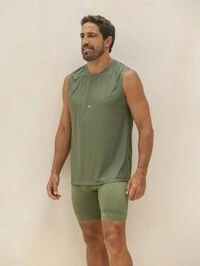 Bermuda Masculina Performance Running Military