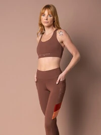 Legging Roots Essence