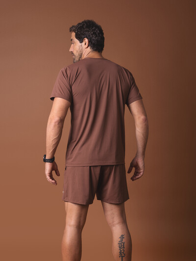 Foto Camiseta UV Masculina Grounded Cocoa