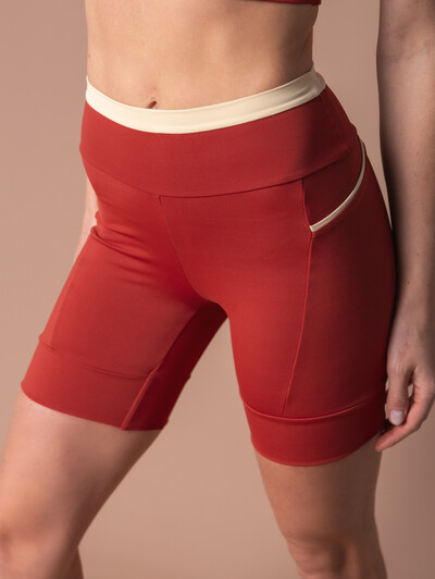 FotoShorts Running Ready Clay