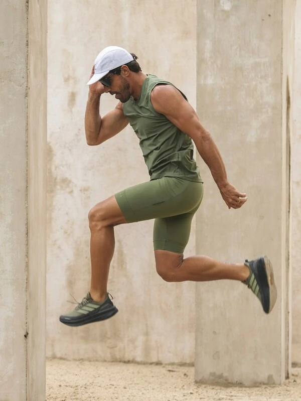 Bermuda Masculina Performance Running Military