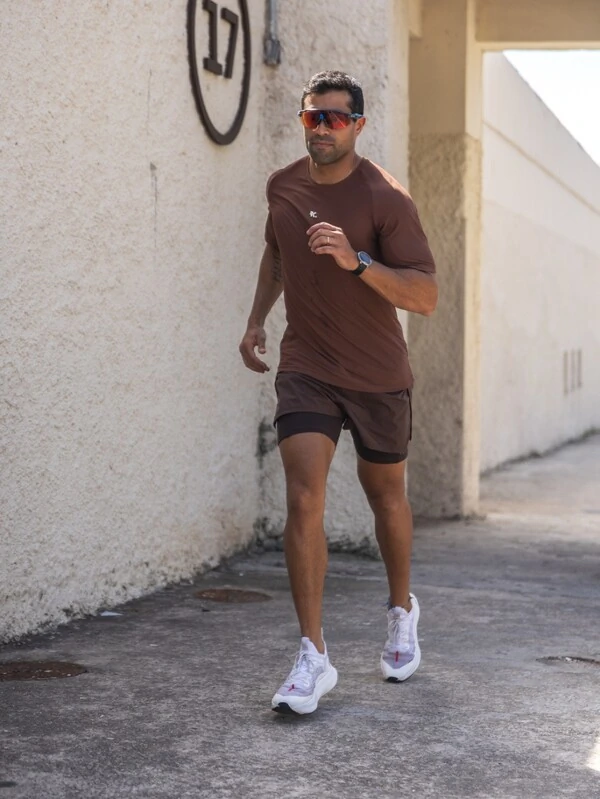 Camiseta Masculina UV Act Run Track