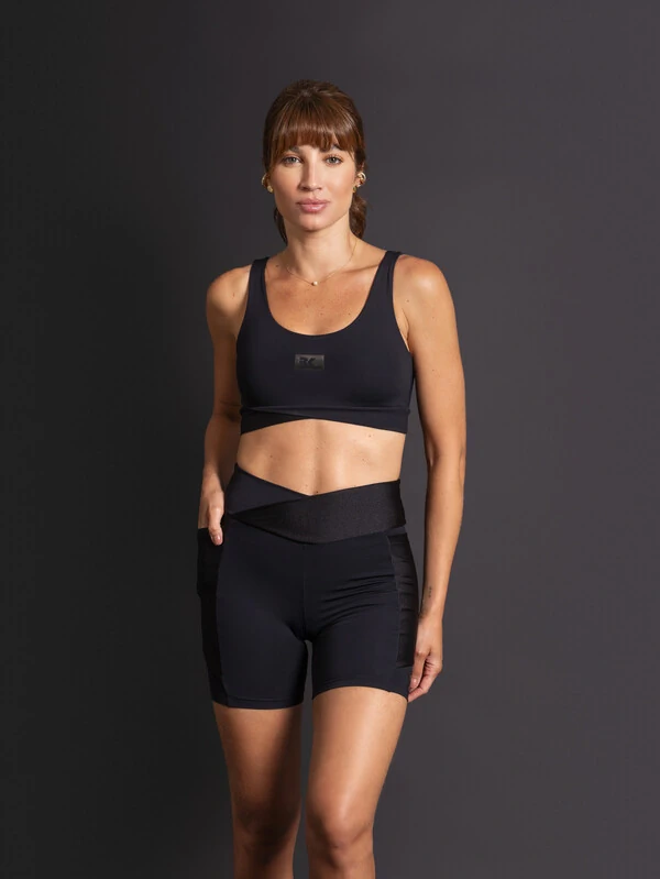 Shorts Blackout Vibe