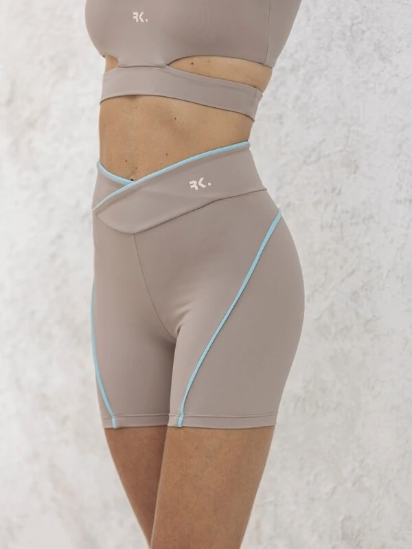 Shorts Gravity Neutral