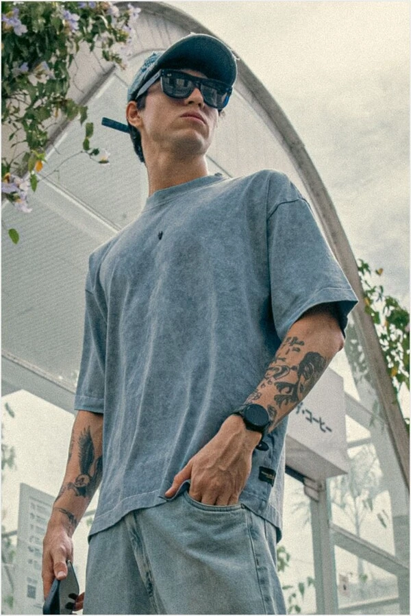 T-Shirt Oversized Stoned Dog Face Metal