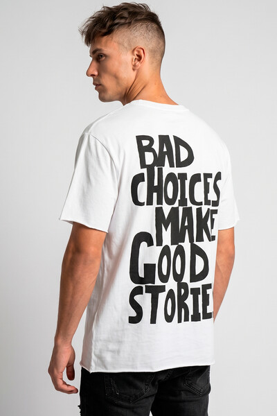 Foto Camiseta branca Bad Choices
