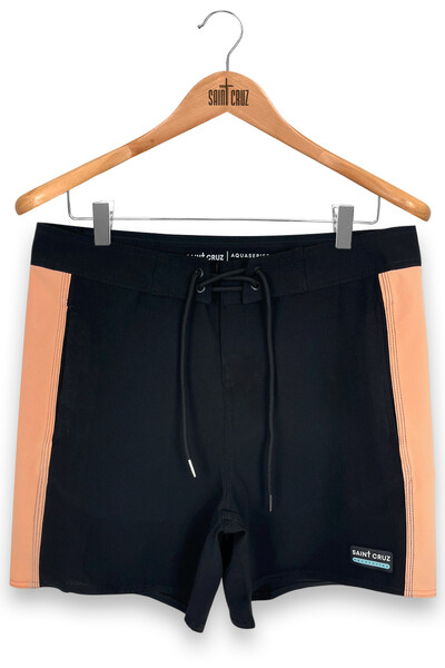 Foto Bermuda retrô line Preto Salmão e Laranja