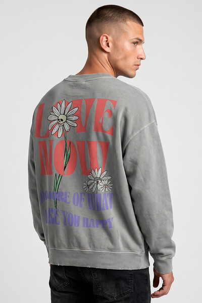 Foto Blusa oversized de moletom estonado cinza Love Now Collors