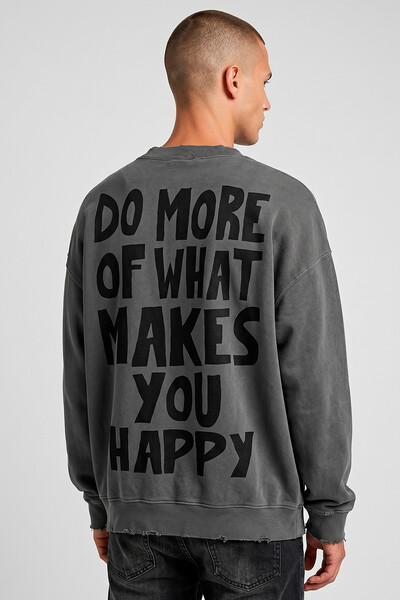 Foto Blusa oversized de moletom estonado chumbo Do More