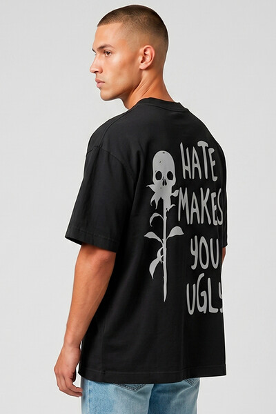 Foto Camiseta oversized preta Hate