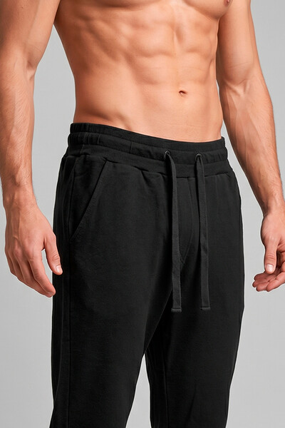 Foto Calça de moletom slim Preta