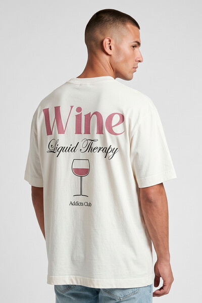 Foto Camiseta oversized off white Wine