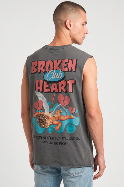 Foto Cut Regata estonada chumbo Broken Heart