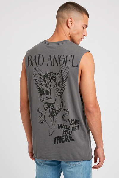 Foto Cut Regata estonada chumbo Bad Angel