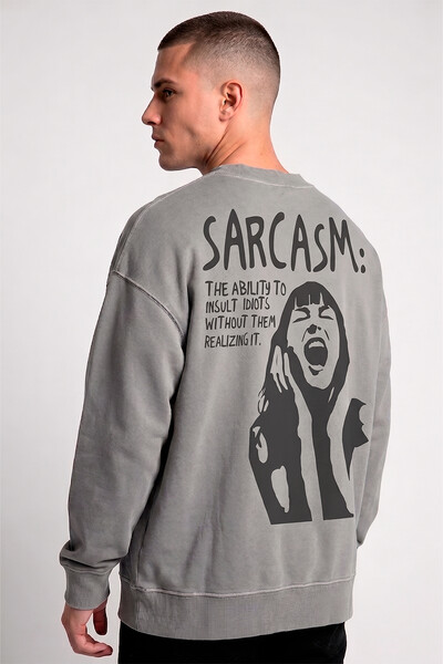 Foto Blusa oversized de moletom estonado cinza Sarcasm