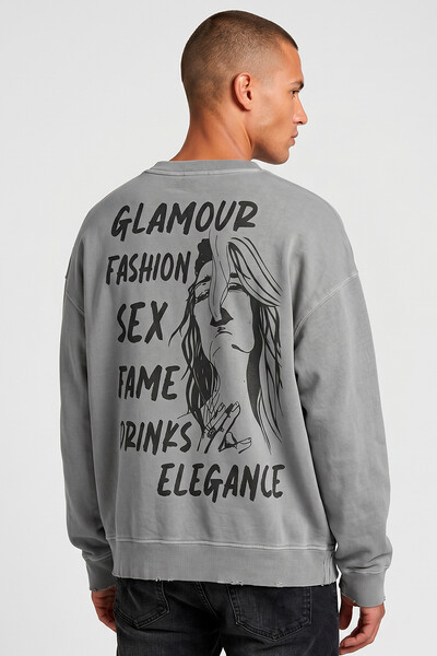 Foto Blusa oversized de moletom estonado cinza Glamour