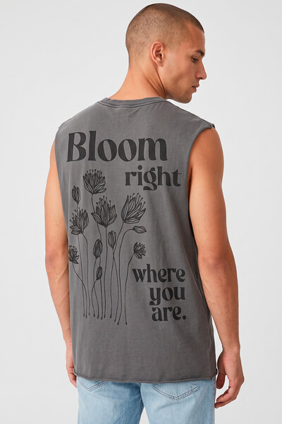 Foto Cut Regata estonada chumbo Bloom