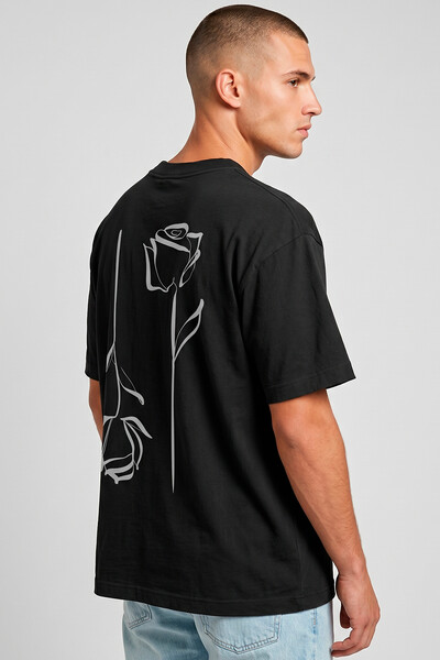 Foto Camiseta oversized preta Double Rose