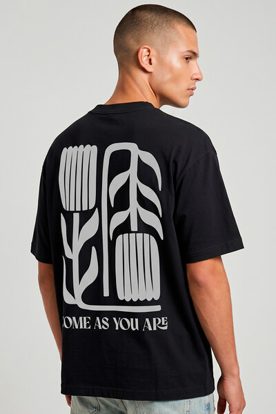 Foto Camiseta oversized preta Come As You Are