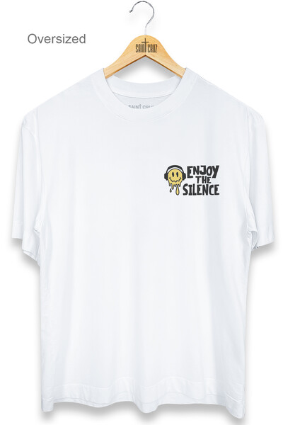 Foto Camiseta oversized branca Enjoy The Silence Front